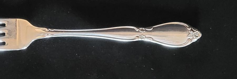 Oneida Stainless Patterns Flatware | FlatwareFinder.com